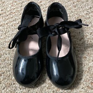 Capezio tap shoes sz 12 m